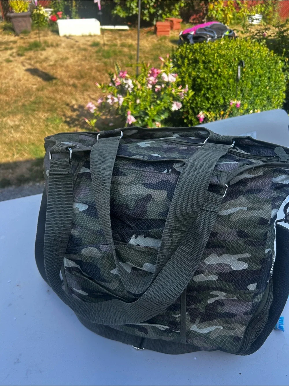 Thirty One All Pro Tote Bag Men's Camouflage with Shoulder Strap Sz 16”X15”X9”